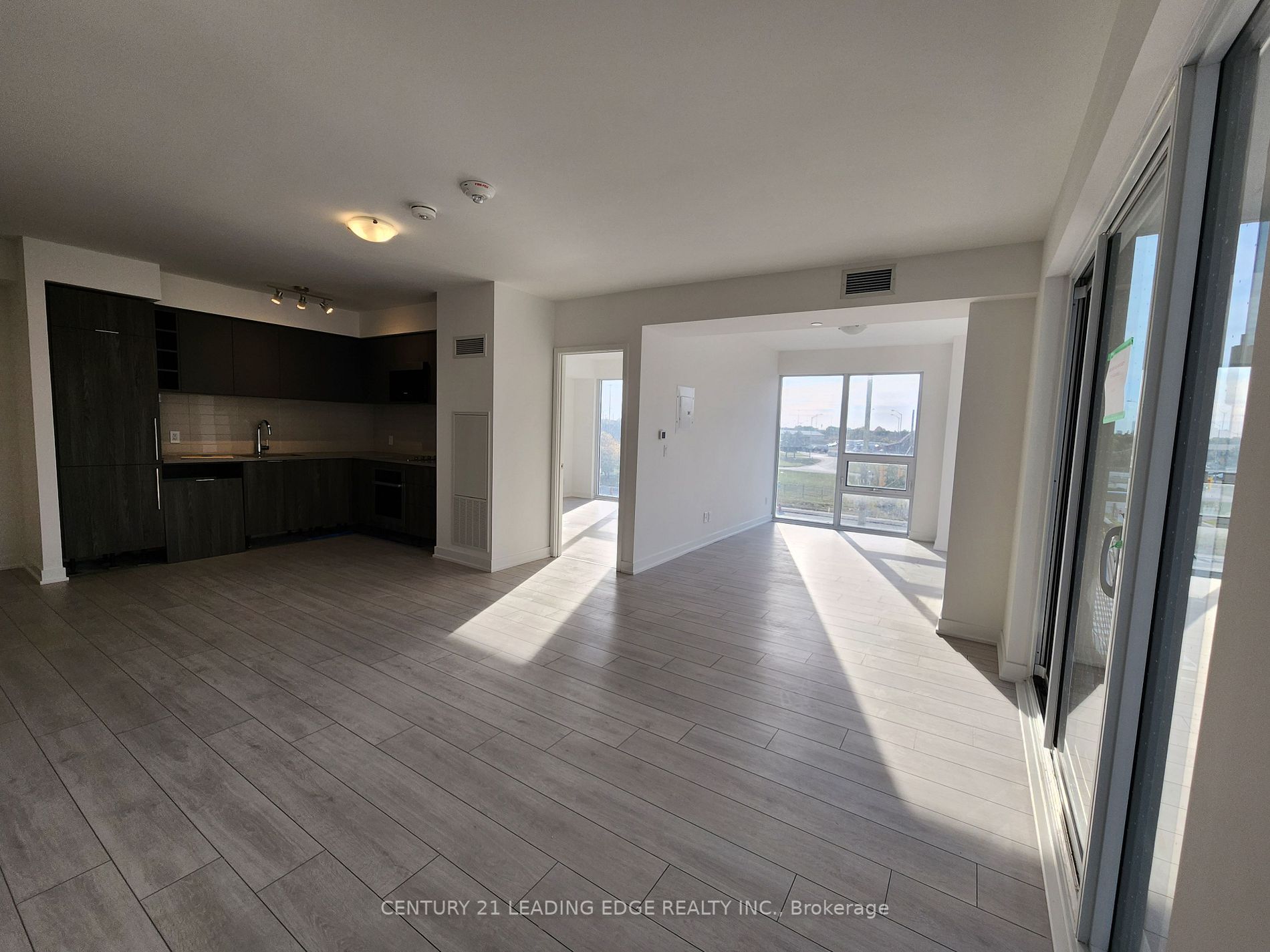 2033 Kennedy Rd, #303