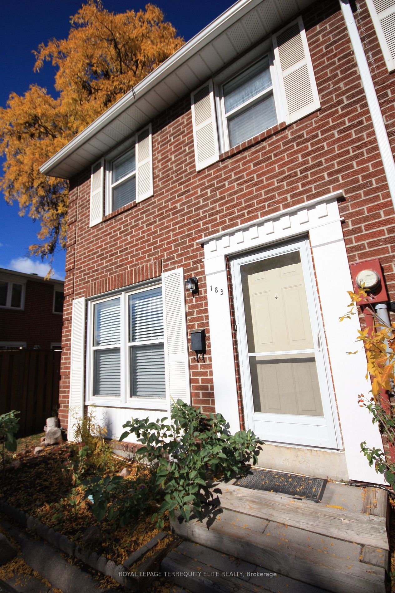 70 Cass Ave, #183