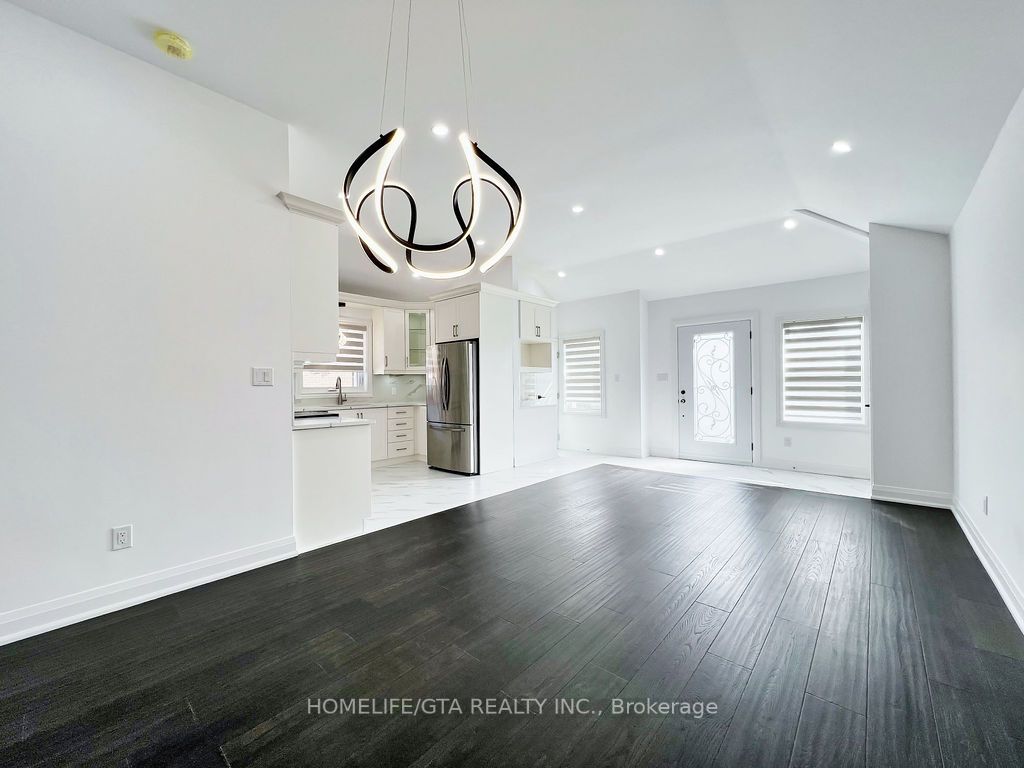 24 Tansley Avenue, #Upper