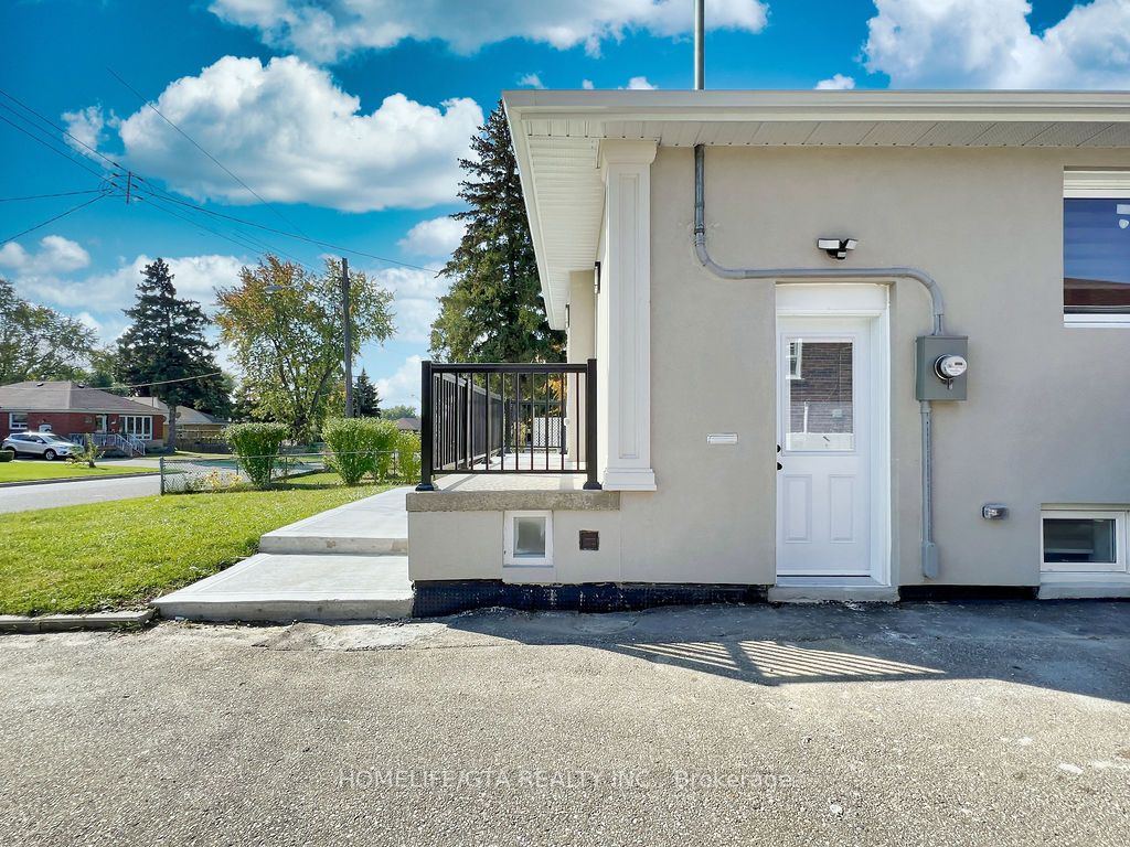24 Tansley Avenue, #Upper