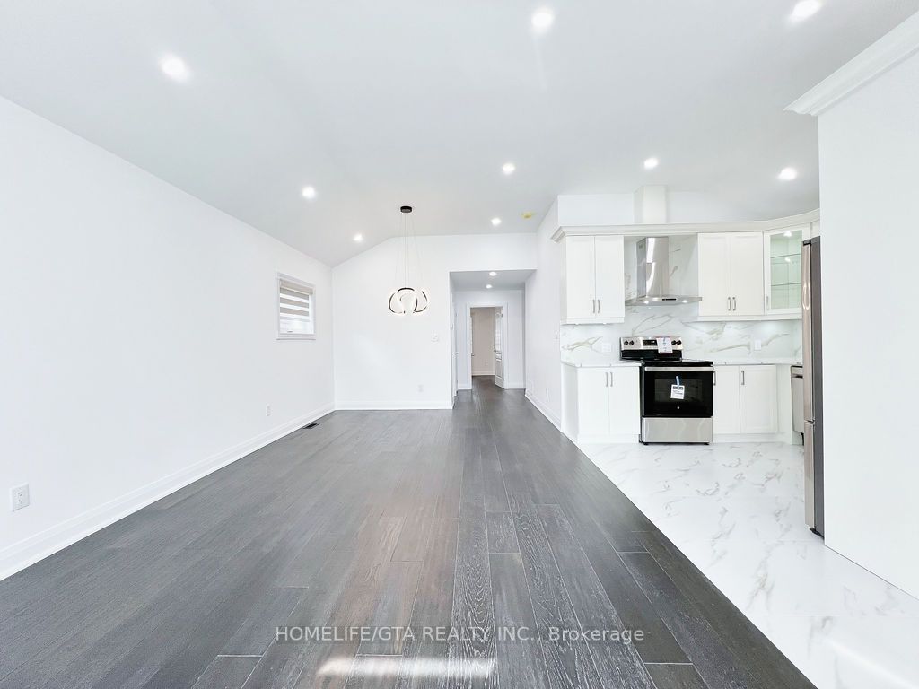 24 Tansley Avenue, #Upper
