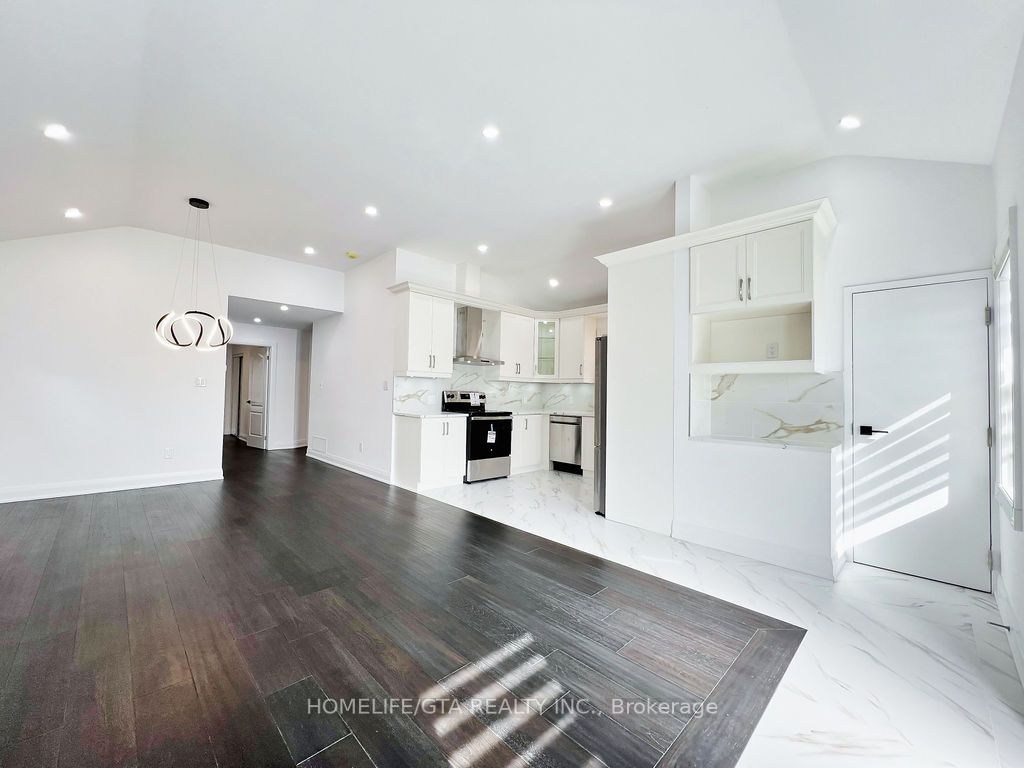 24 Tansley Avenue, #Upper