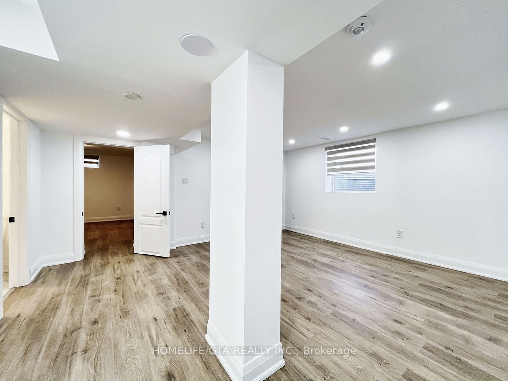 24 Tansley Ave, #Lower