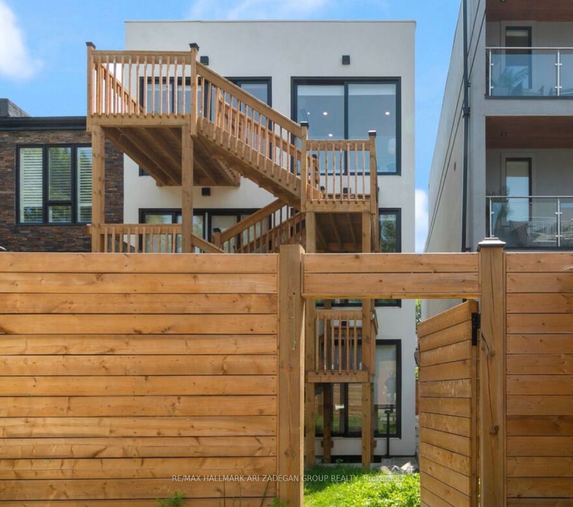 16 Minto St, #1