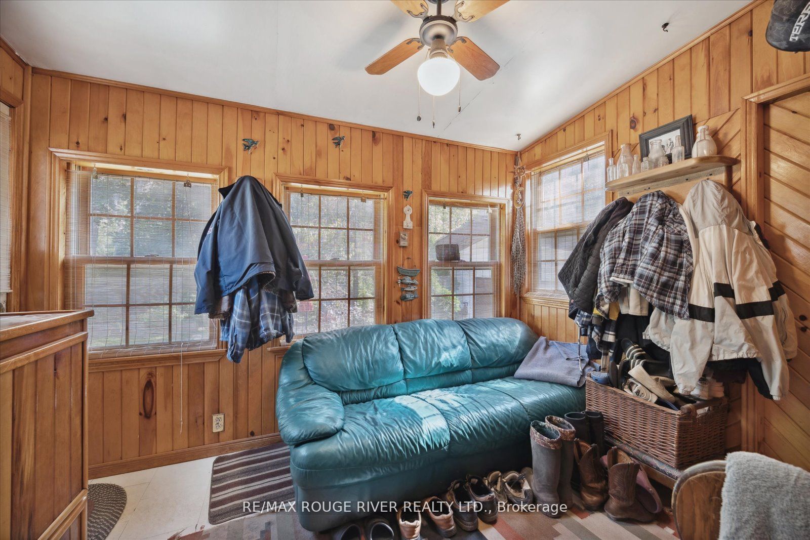 19291 Scugog Point Rd