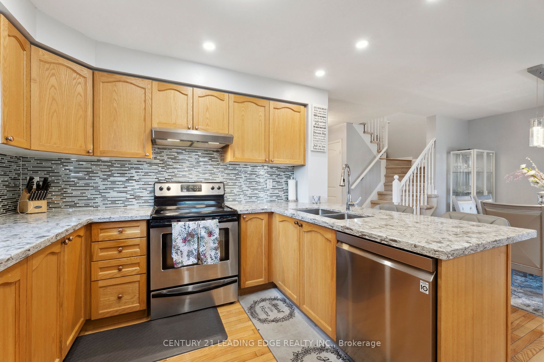 115 Honeyman Dr