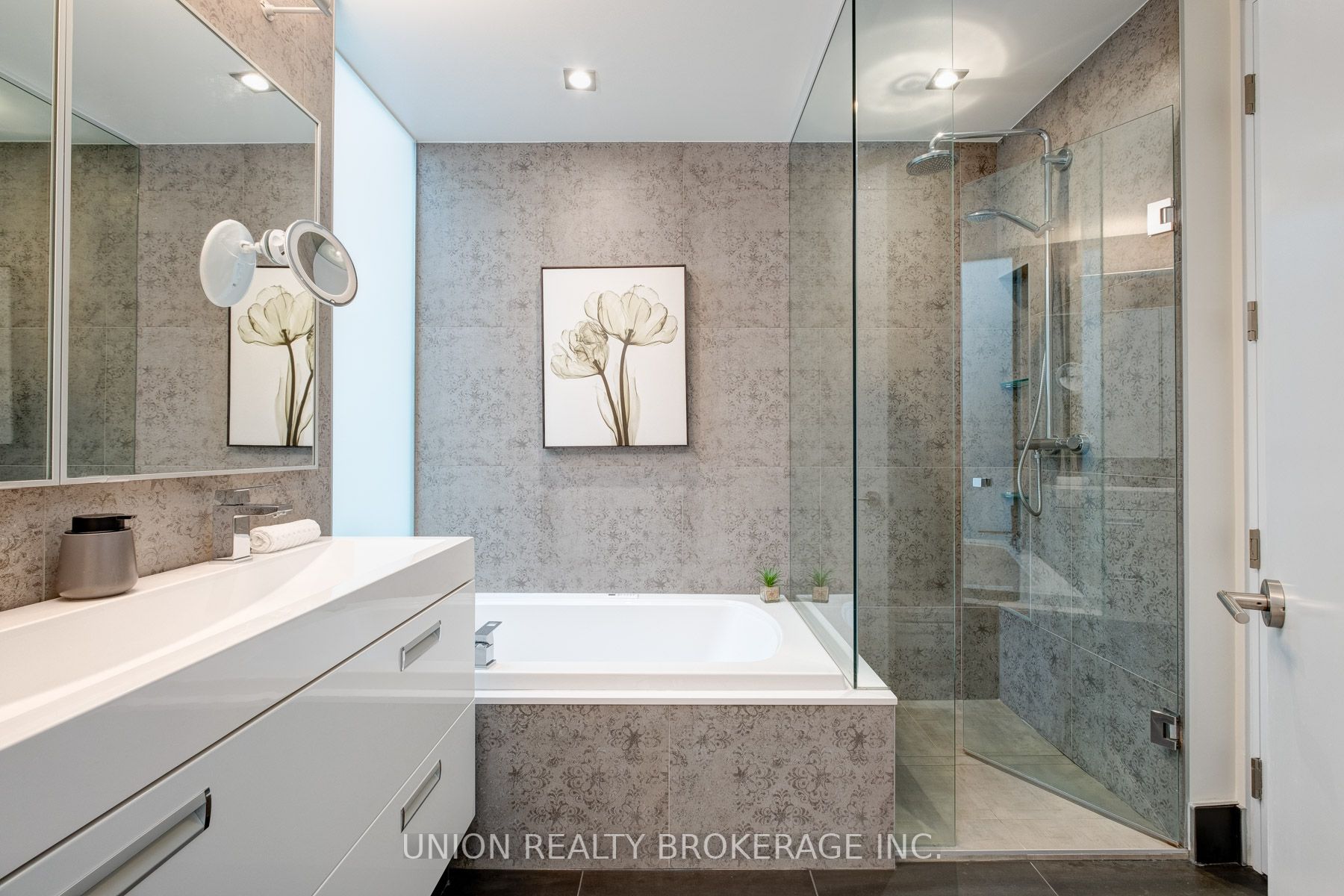 67 Winthorpe Rd, #2