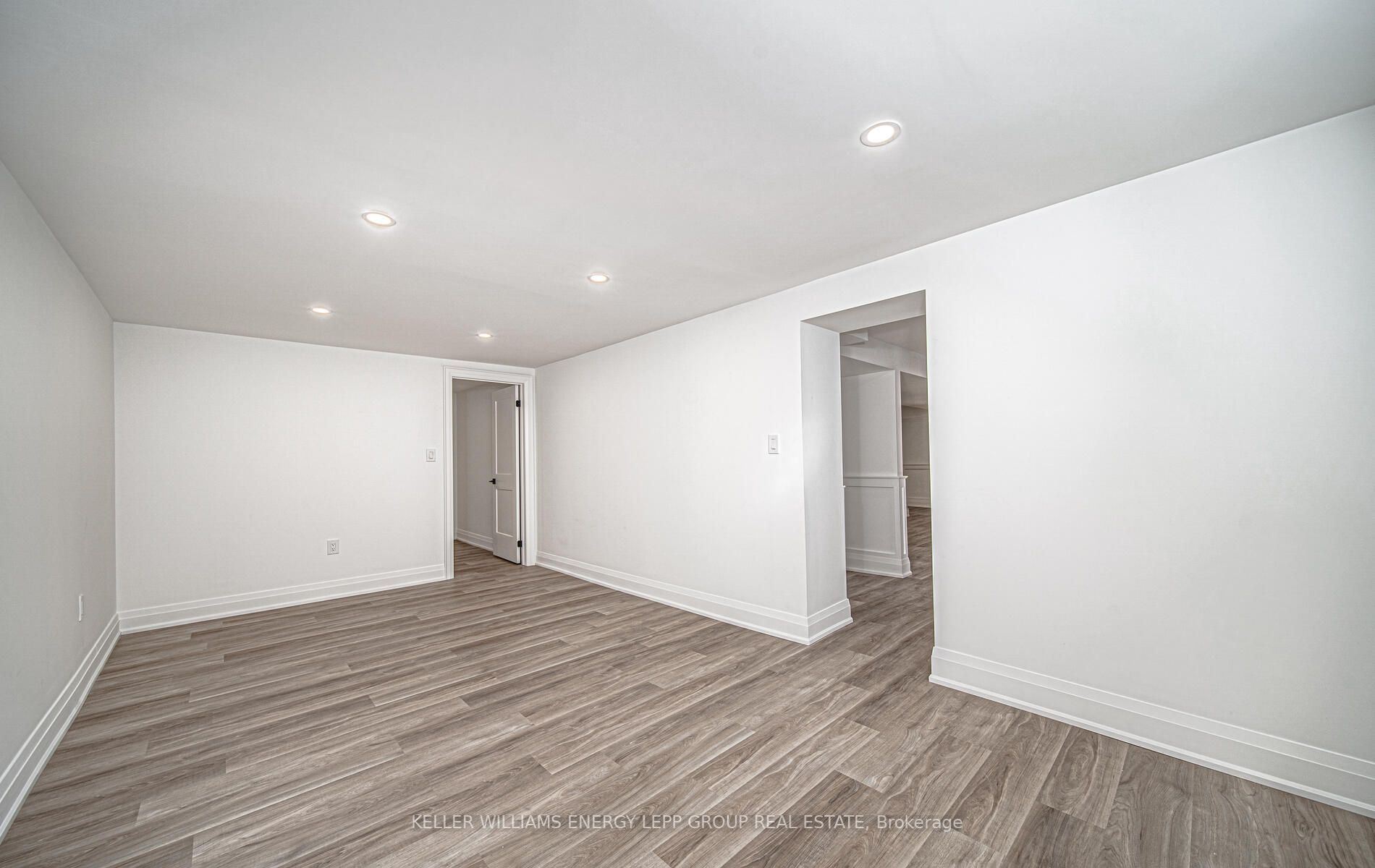 34 Kirkdene Dr