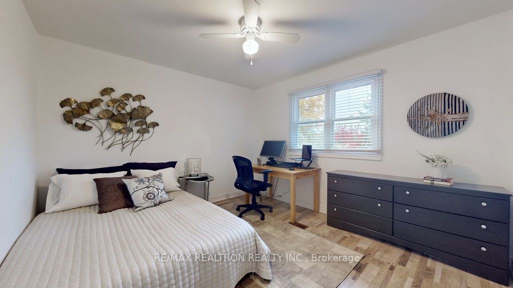 33 Hemmingway Dr