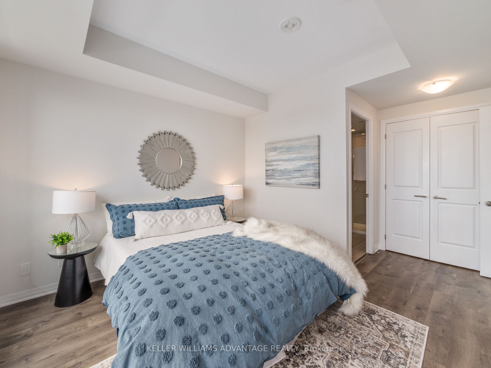 1630 Queen St E, #503