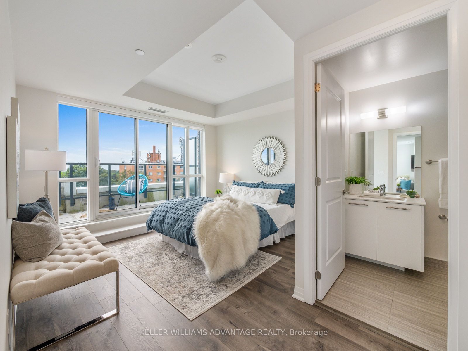 1630 Queen St E, #503