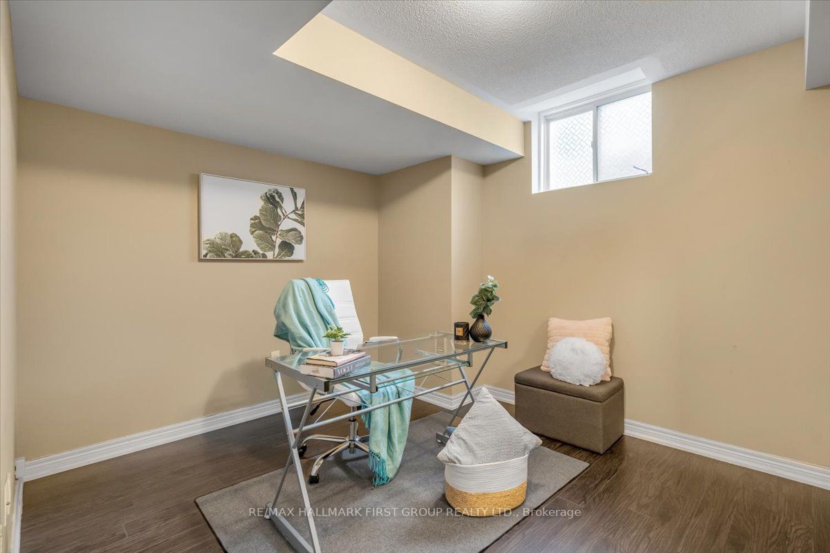 28 Aller Park Way