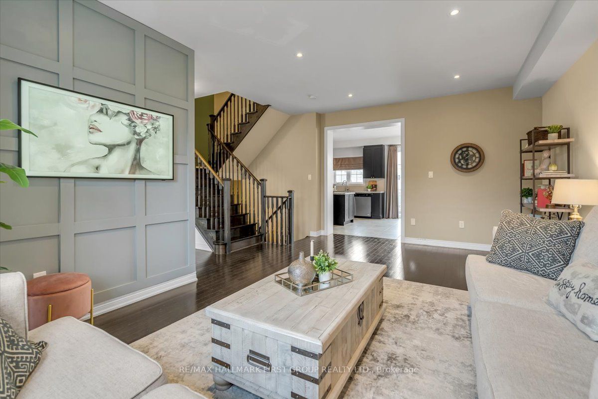 28 Aller Park Way