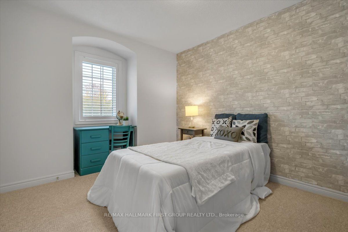 28 Aller Park Way