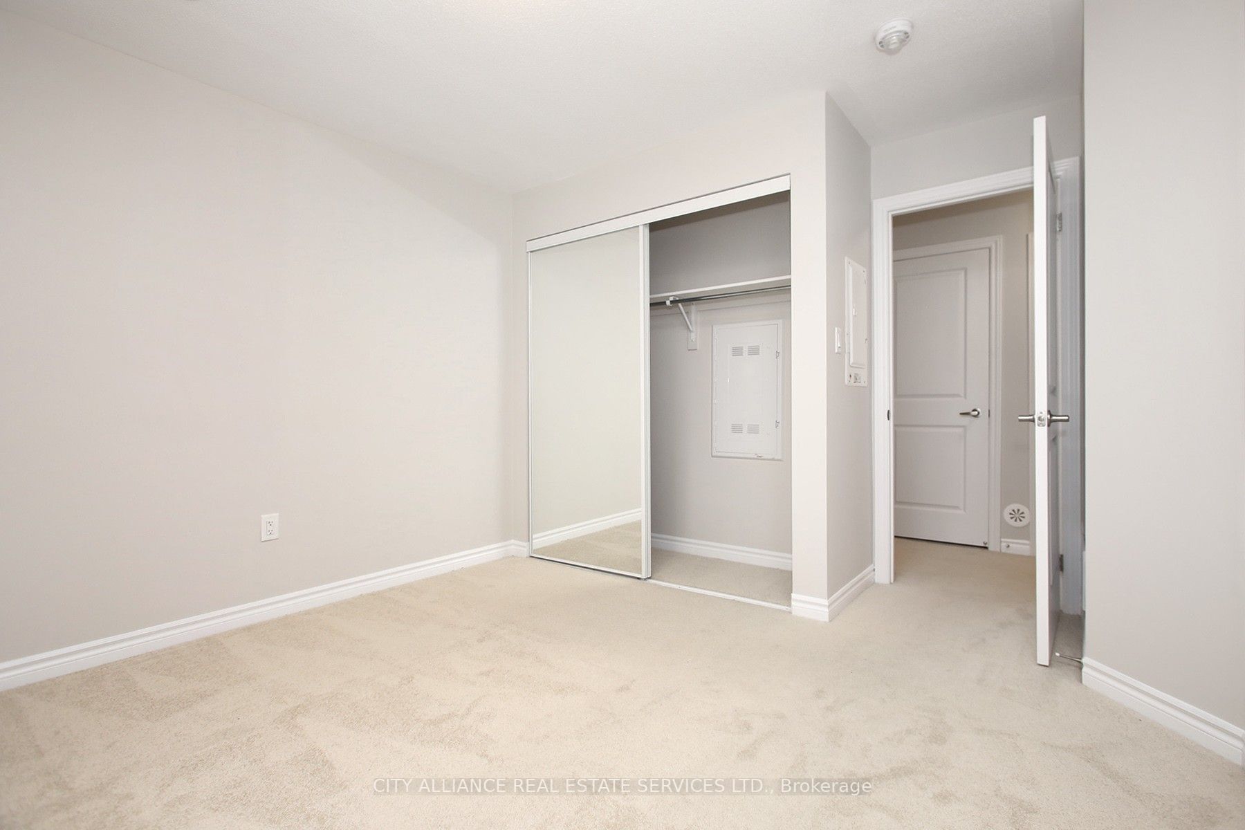 470 Beresford Path, #12