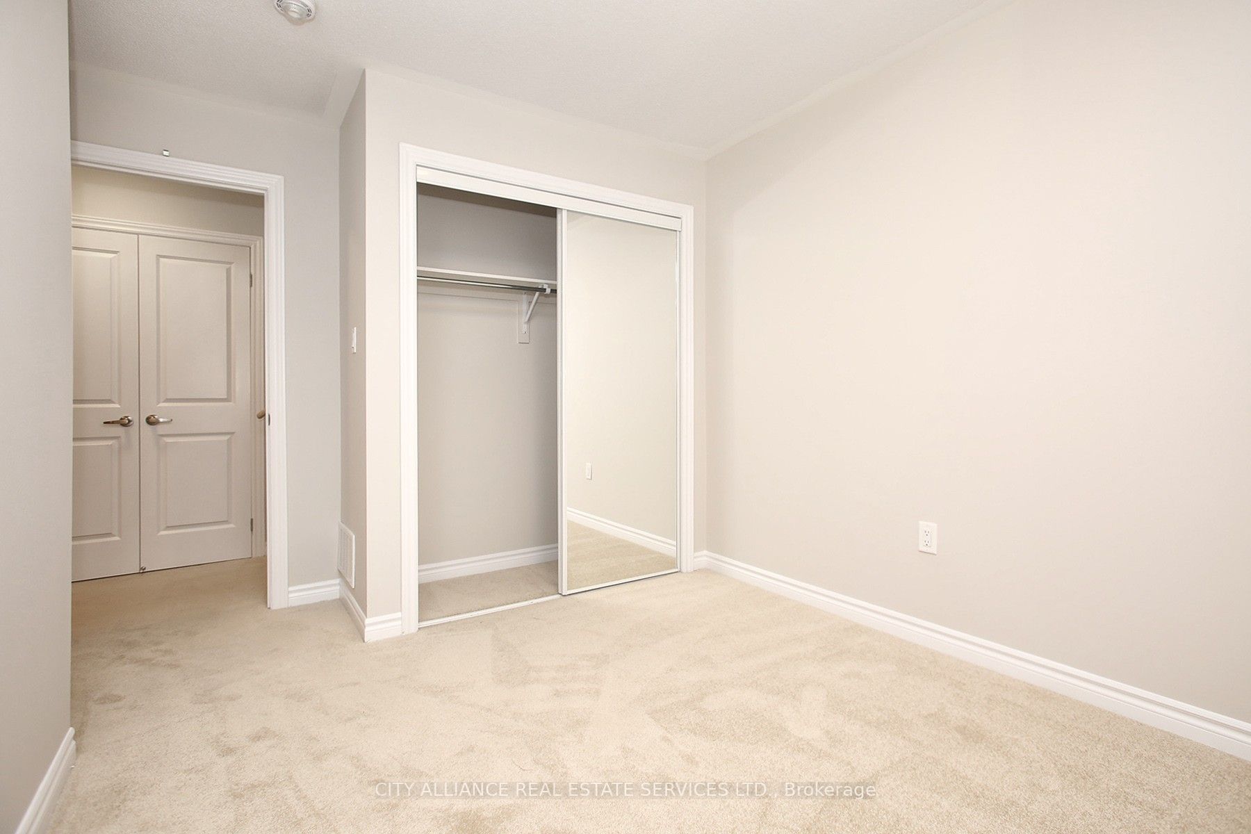 470 Beresford Path, #12