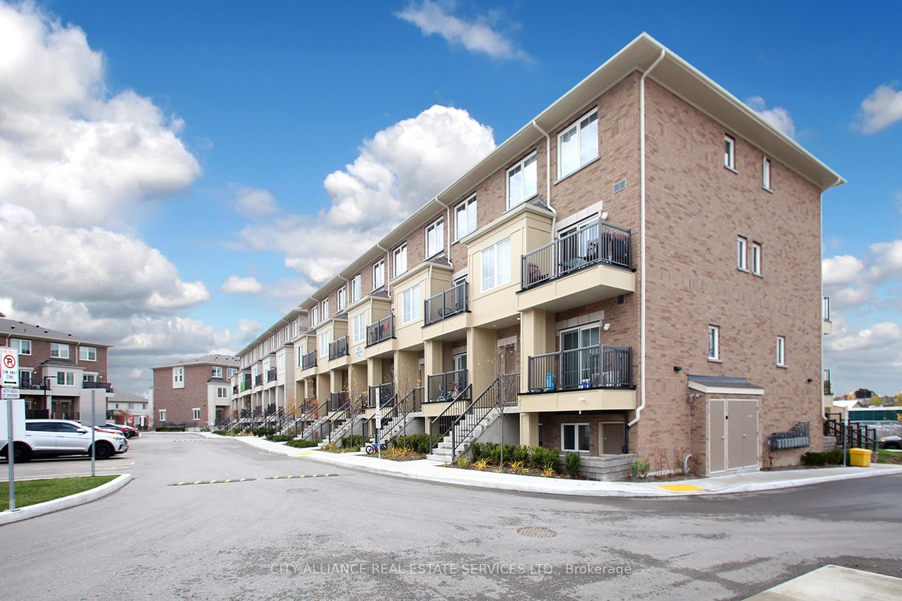 470 Beresford Path, #12