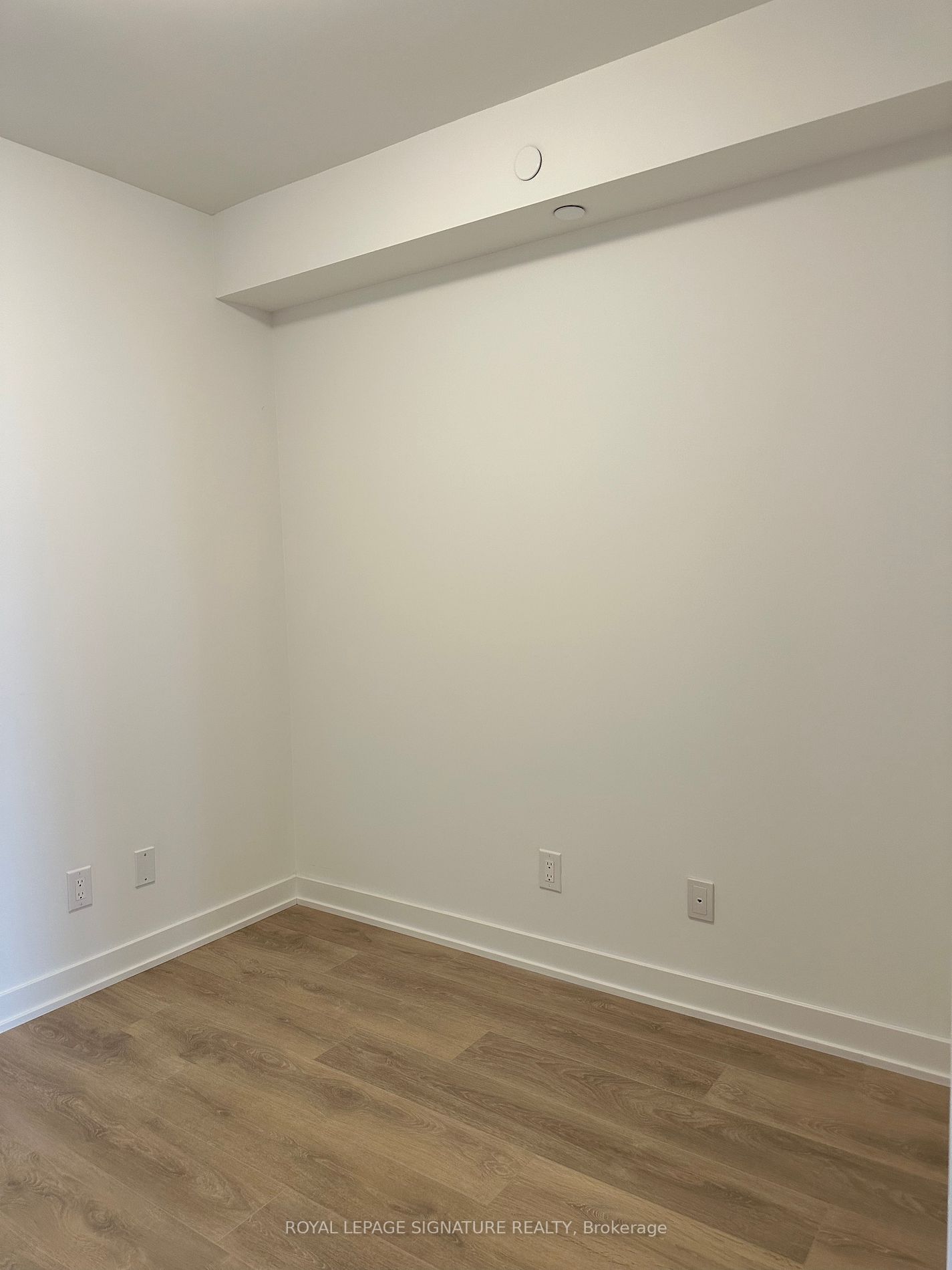 2035 Kennedy Rd, #2205