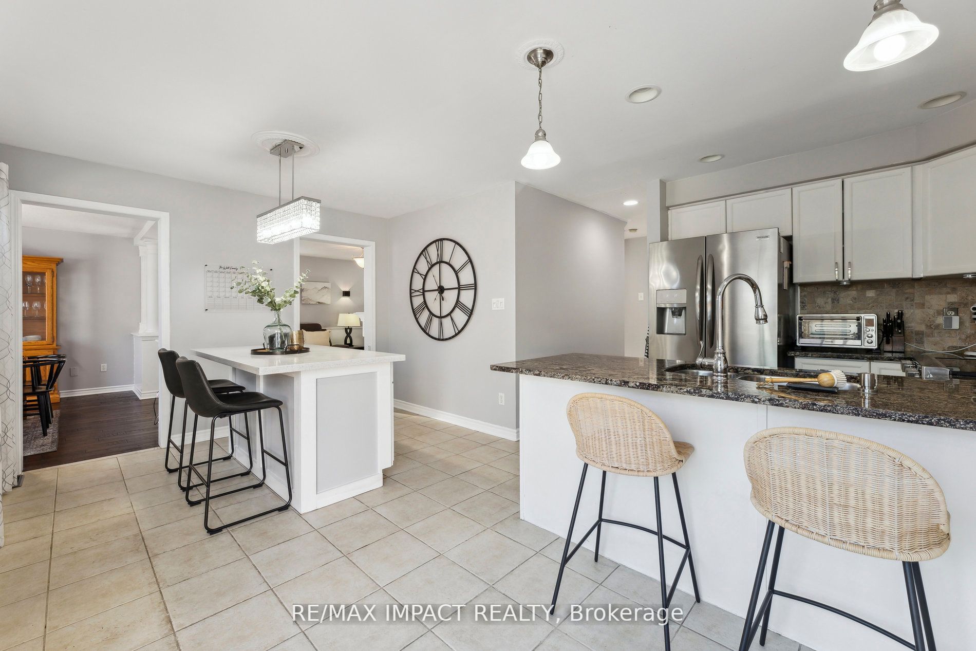 5 Carveth Cres