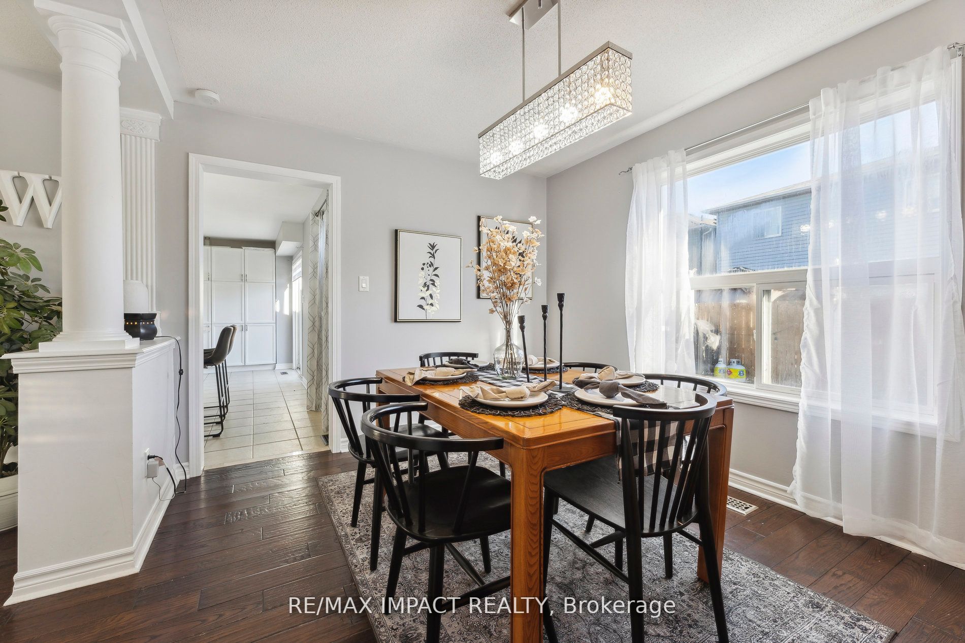 5 Carveth Cres