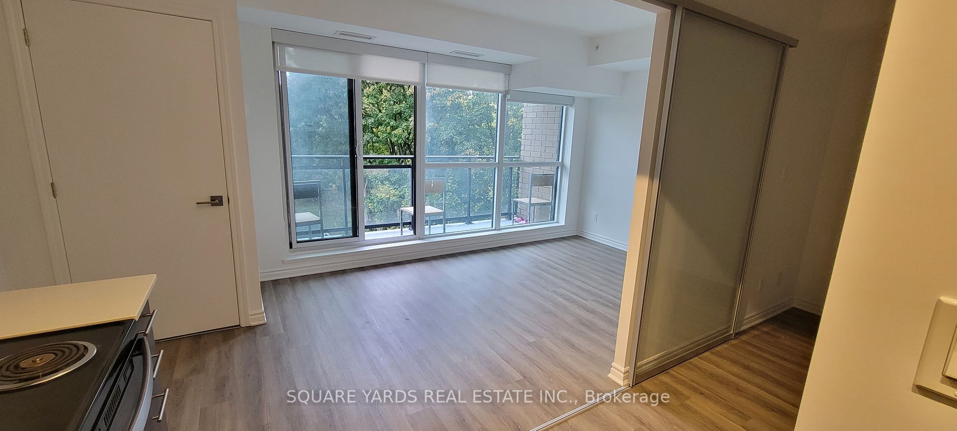 1 Falaise Rd, #410