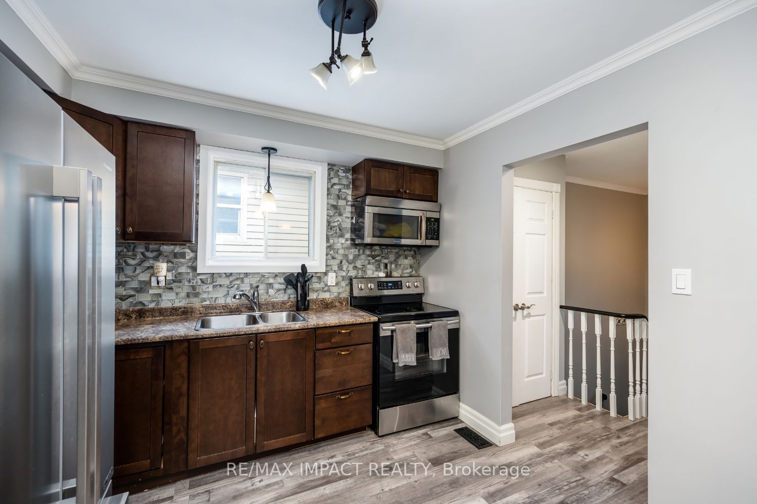 21 Kingsview Court