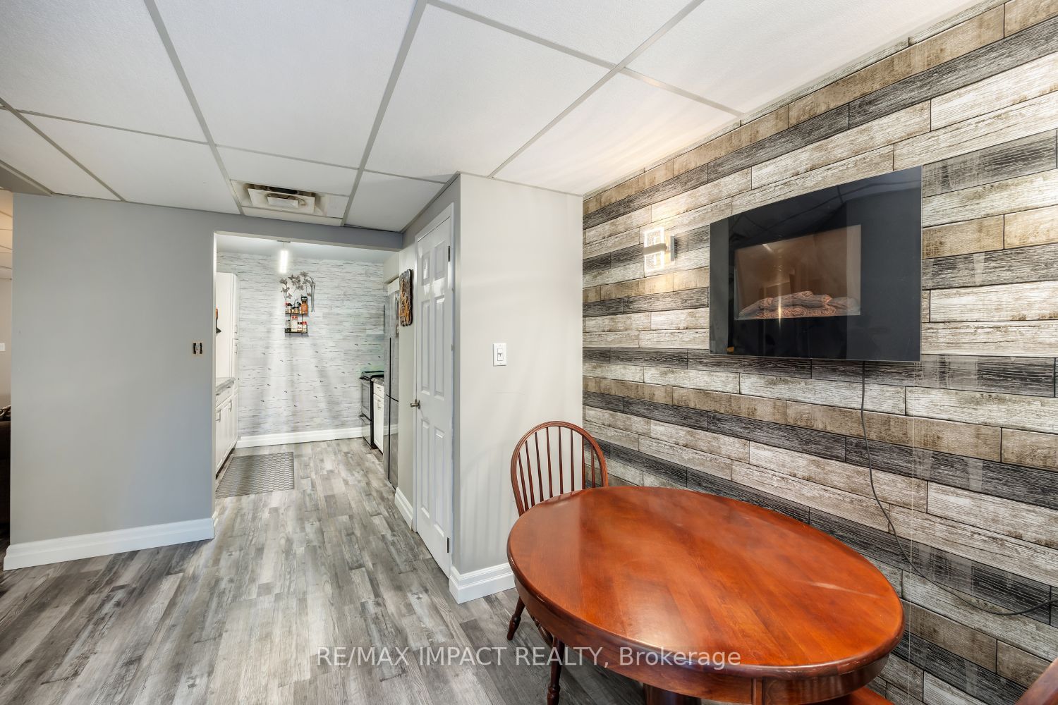 21 Kingsview Court