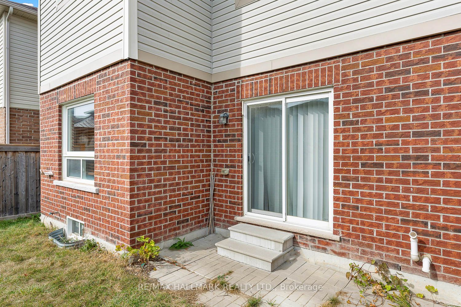 39 Sidney Rundle Ave
