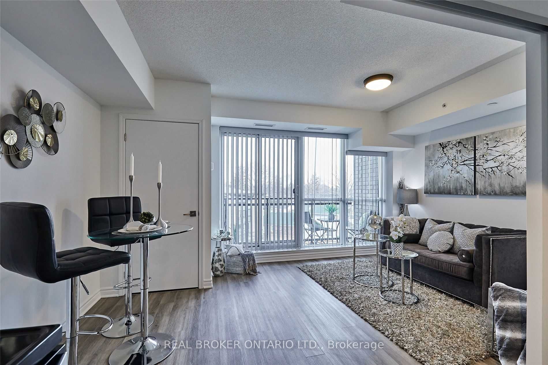 1 Falaise Rd, #405