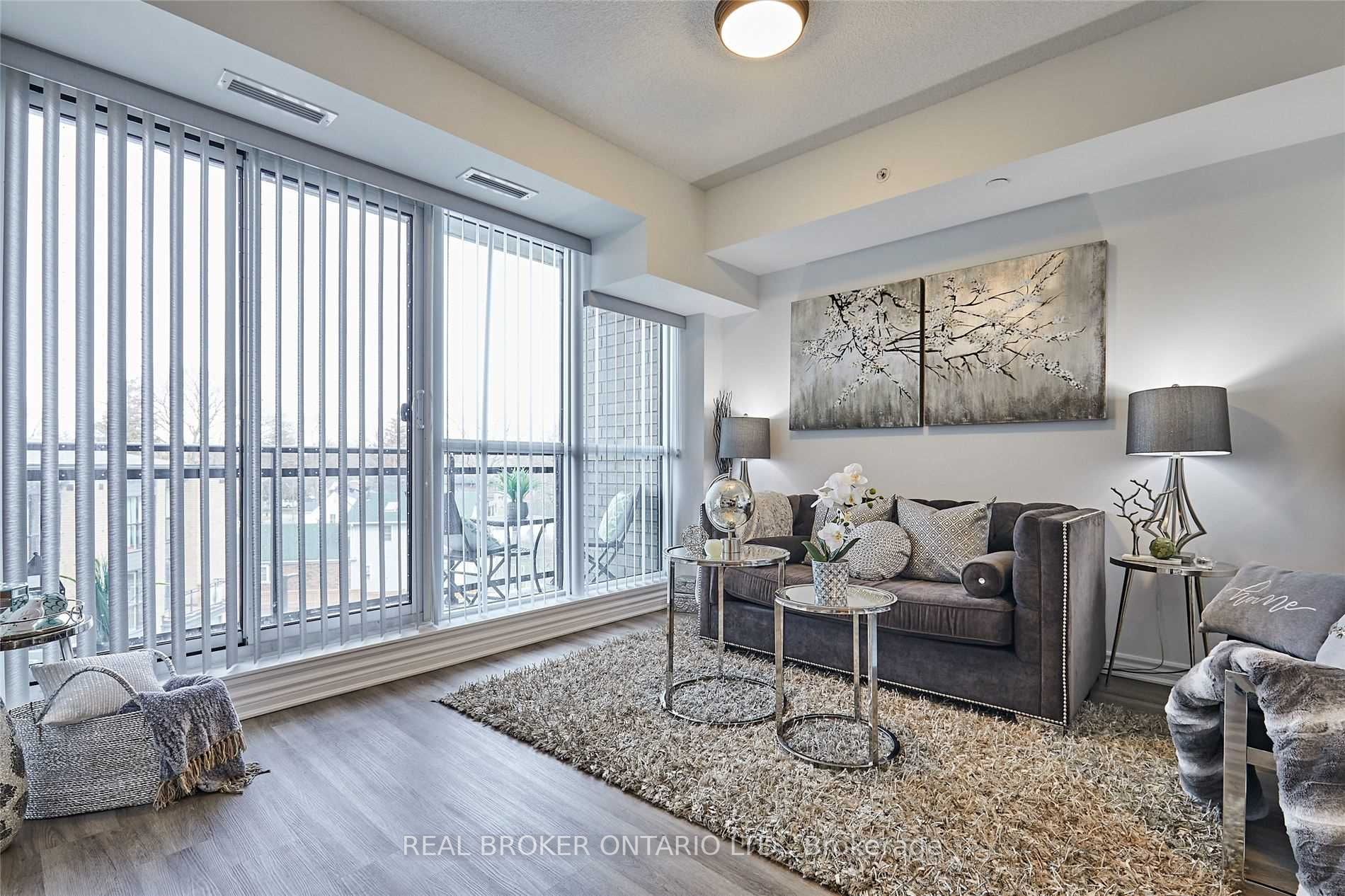 1 Falaise Rd, #405