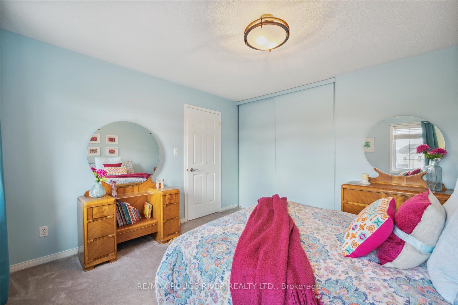 1005 Mountview Crt