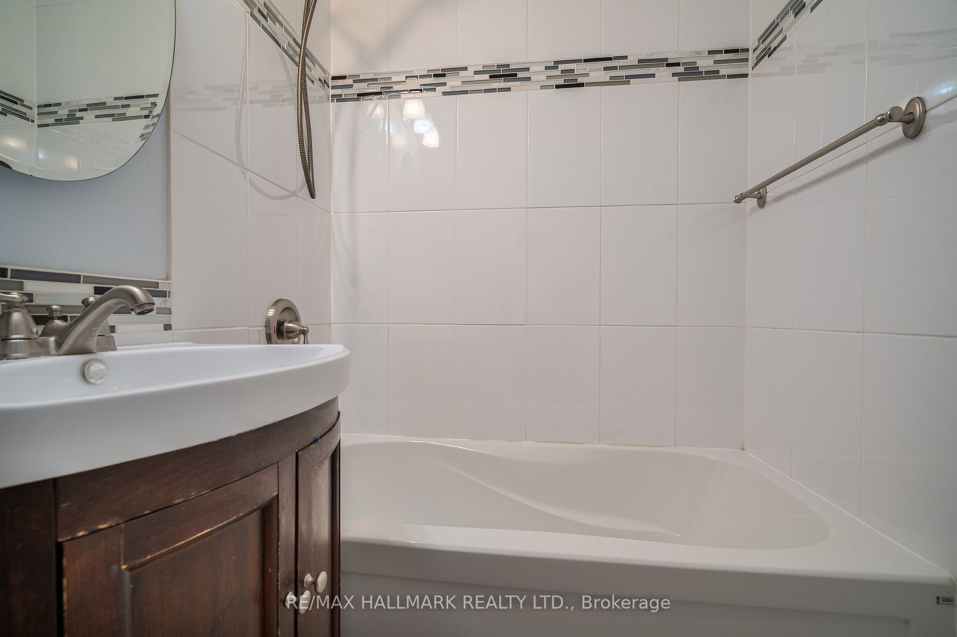 75 Scarborough Rd, #3