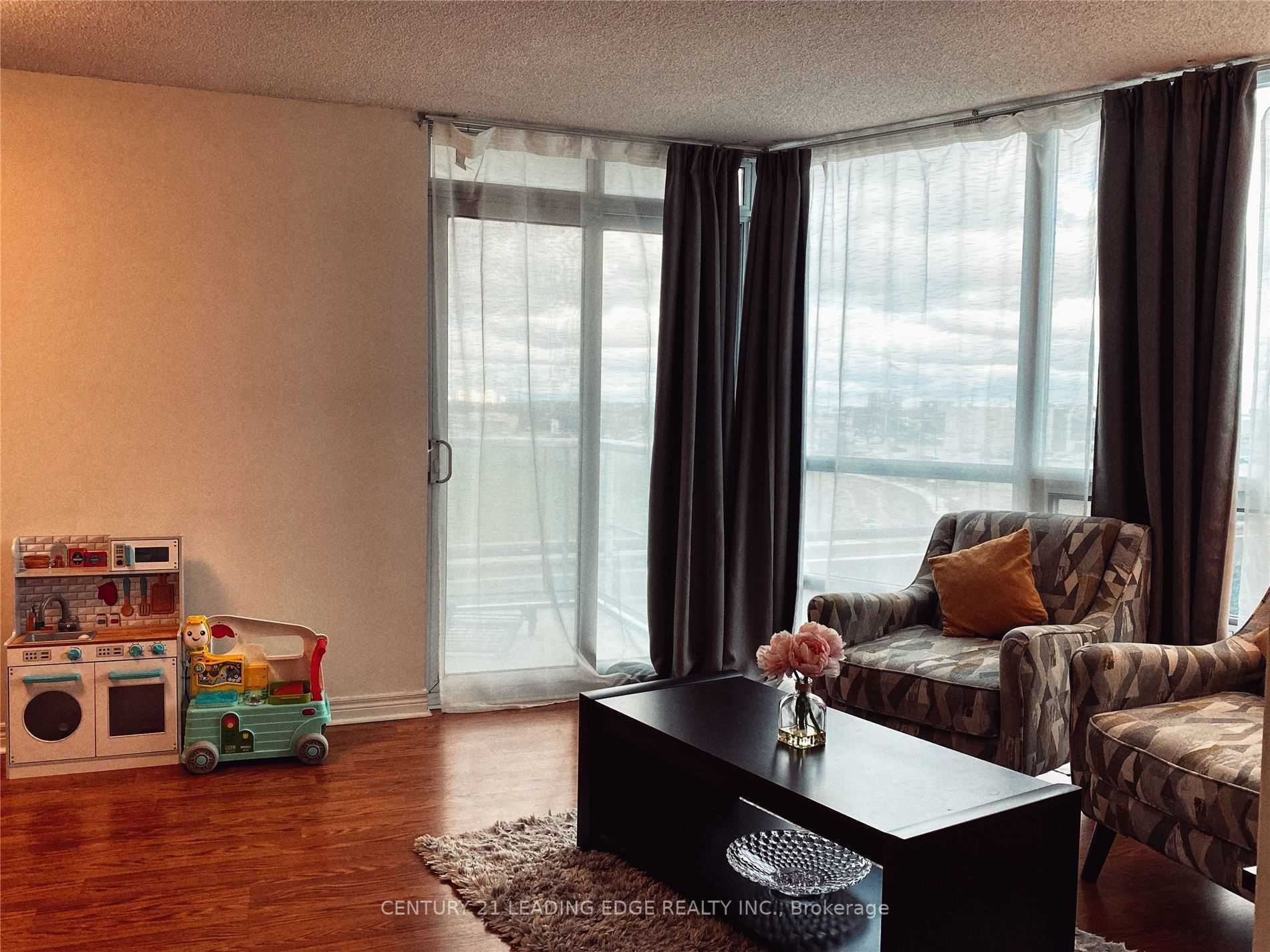 83 Borough Dr, #406
