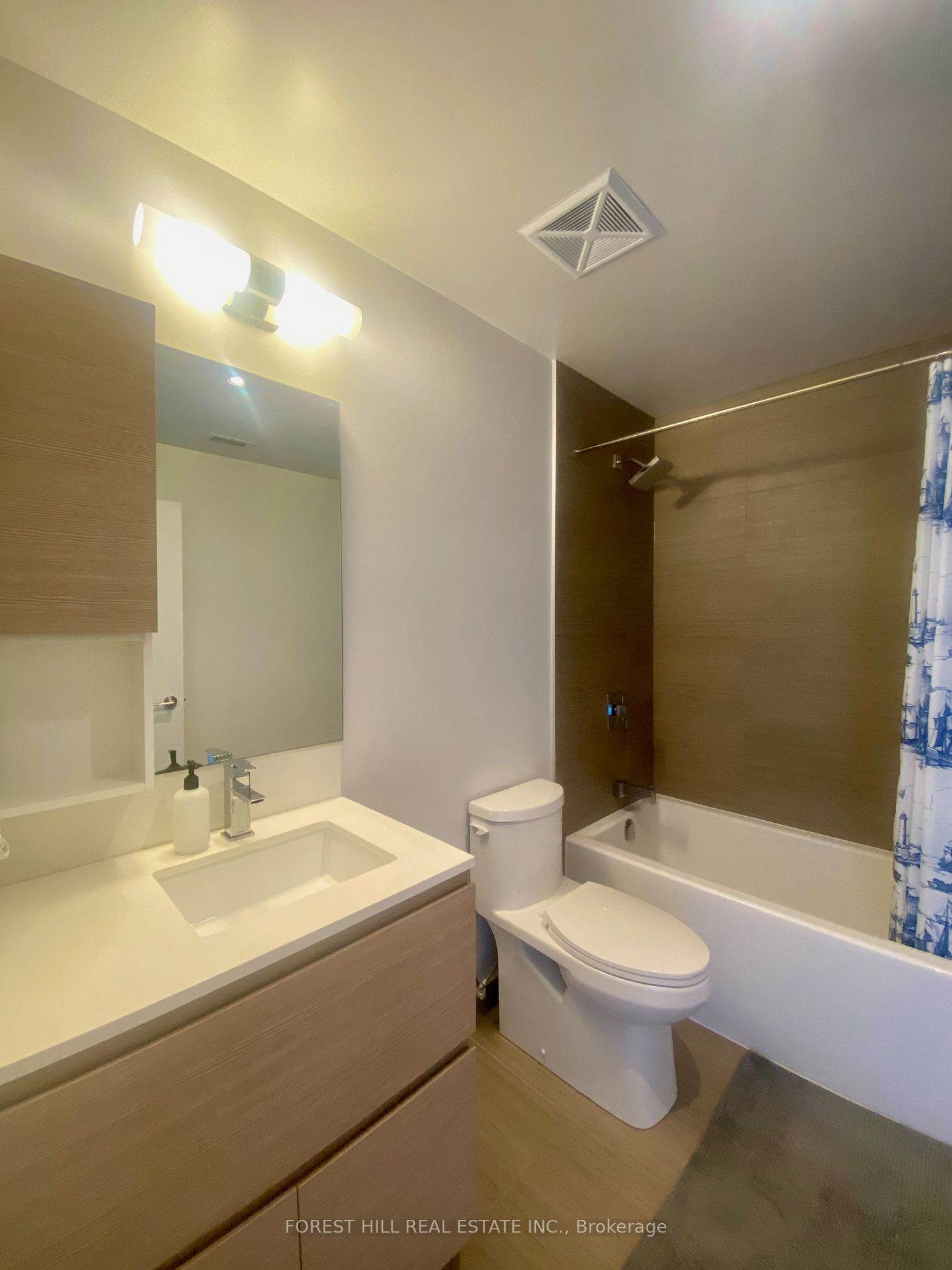 665 Kingston Rd, #607