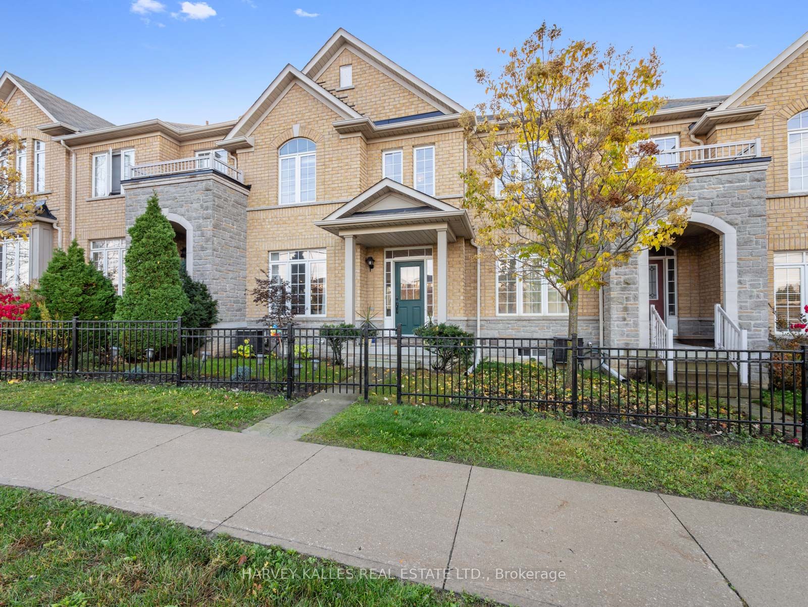 83 Barkdale Way