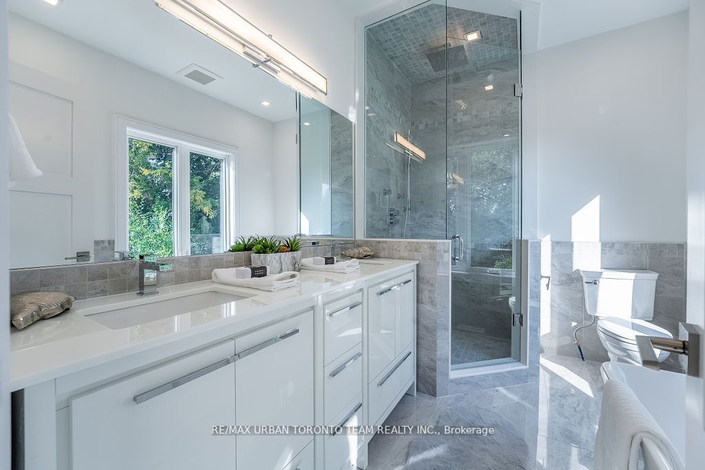 141 Kalmar Ave