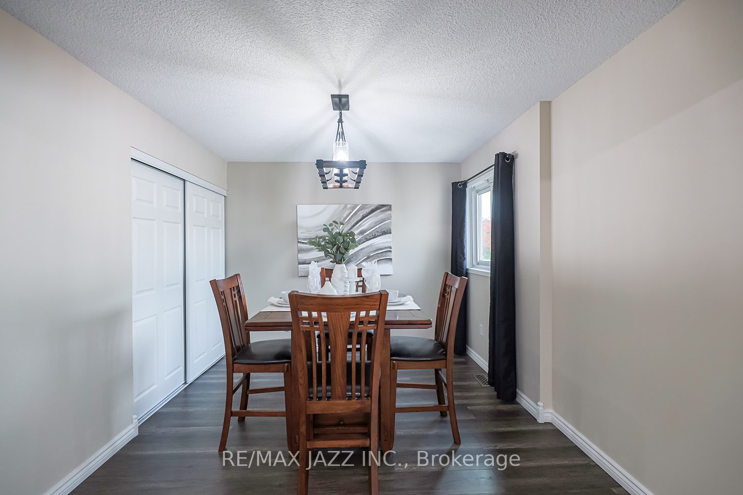 73 Abernethy Cres
