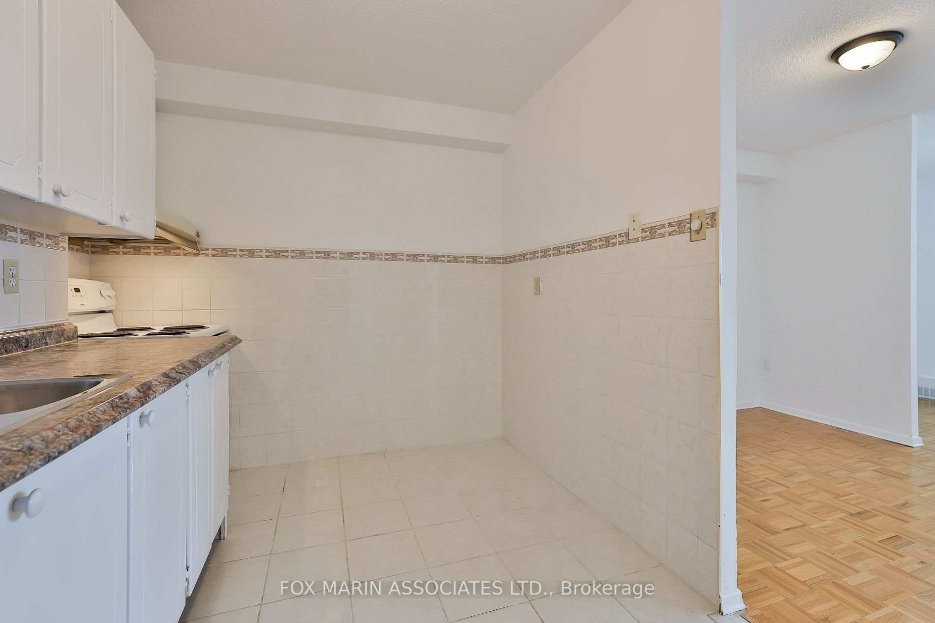 15 Torrance Rd, #905