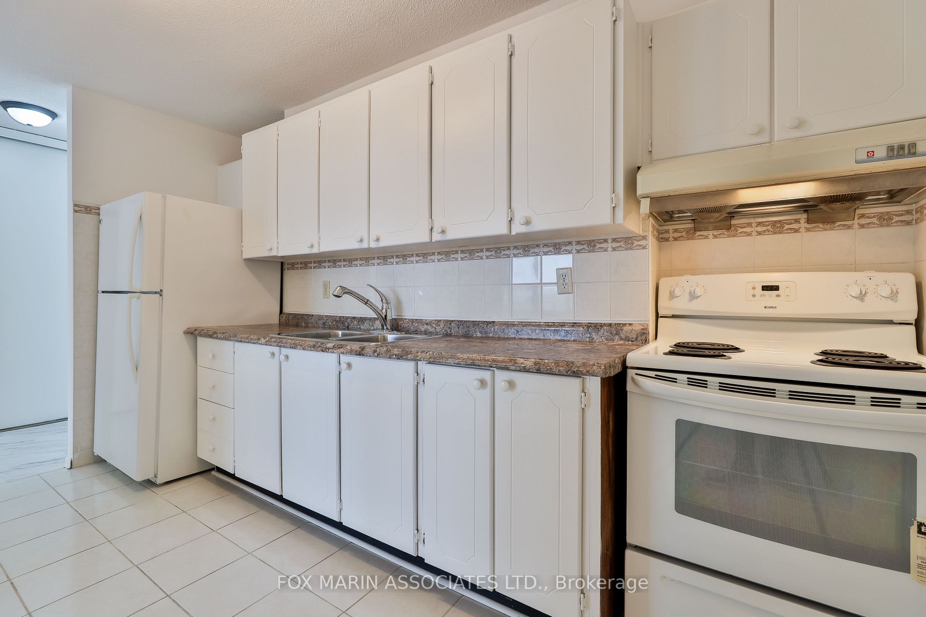 15 Torrance Rd, #905