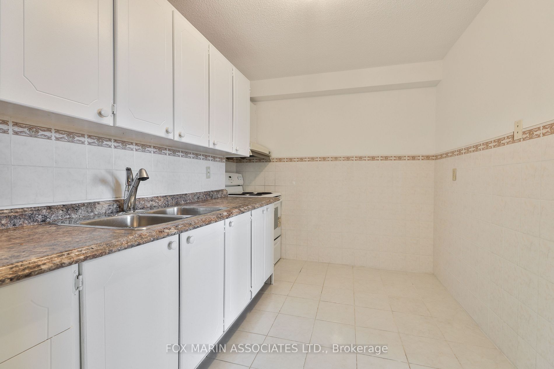 15 Torrance Rd, #905