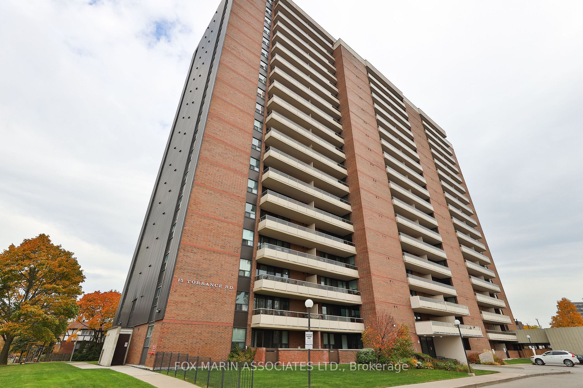 15 Torrance Rd, #905