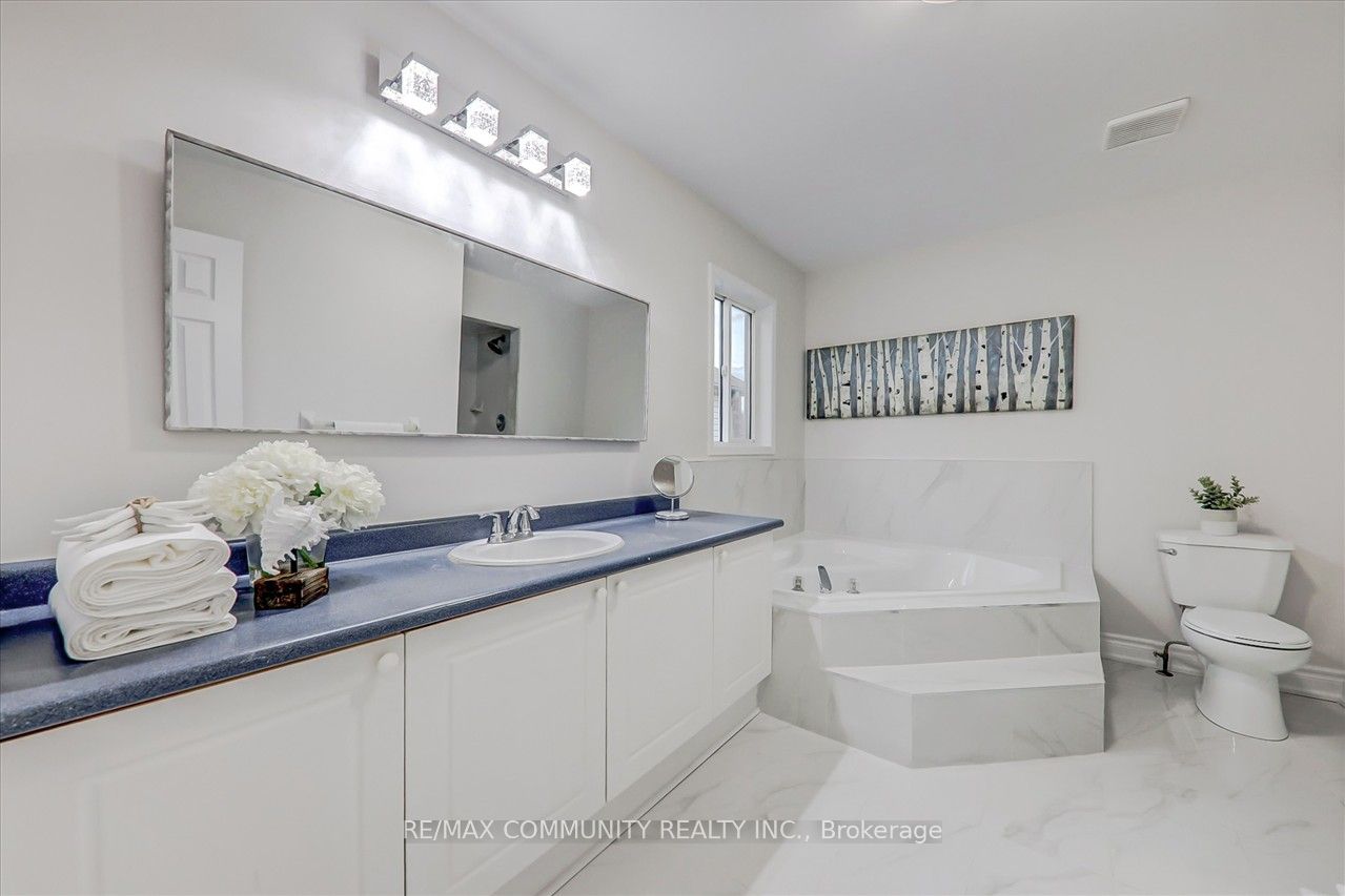 102 Hibbard Dr