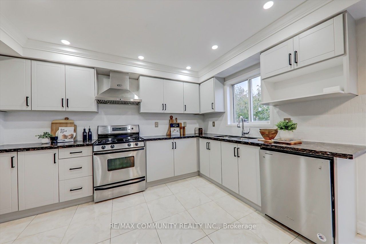 102 Hibbard Dr