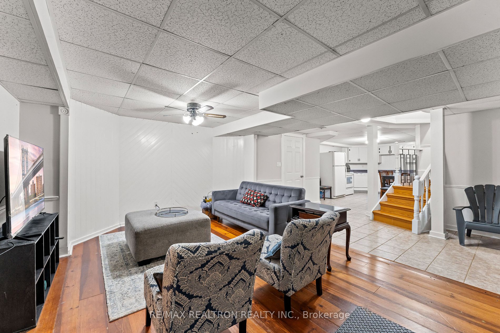 16 Morden Cres