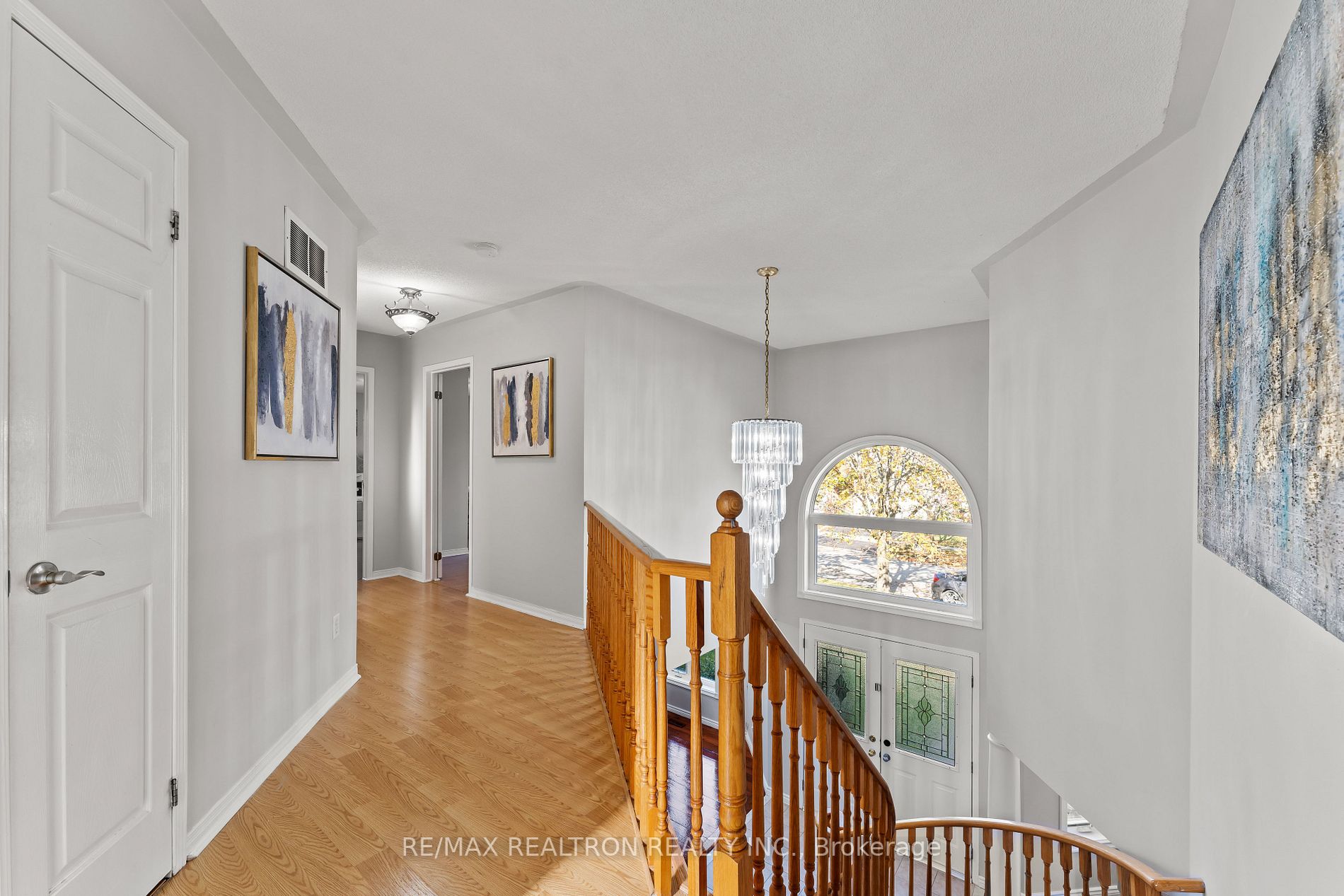 16 Morden Cres