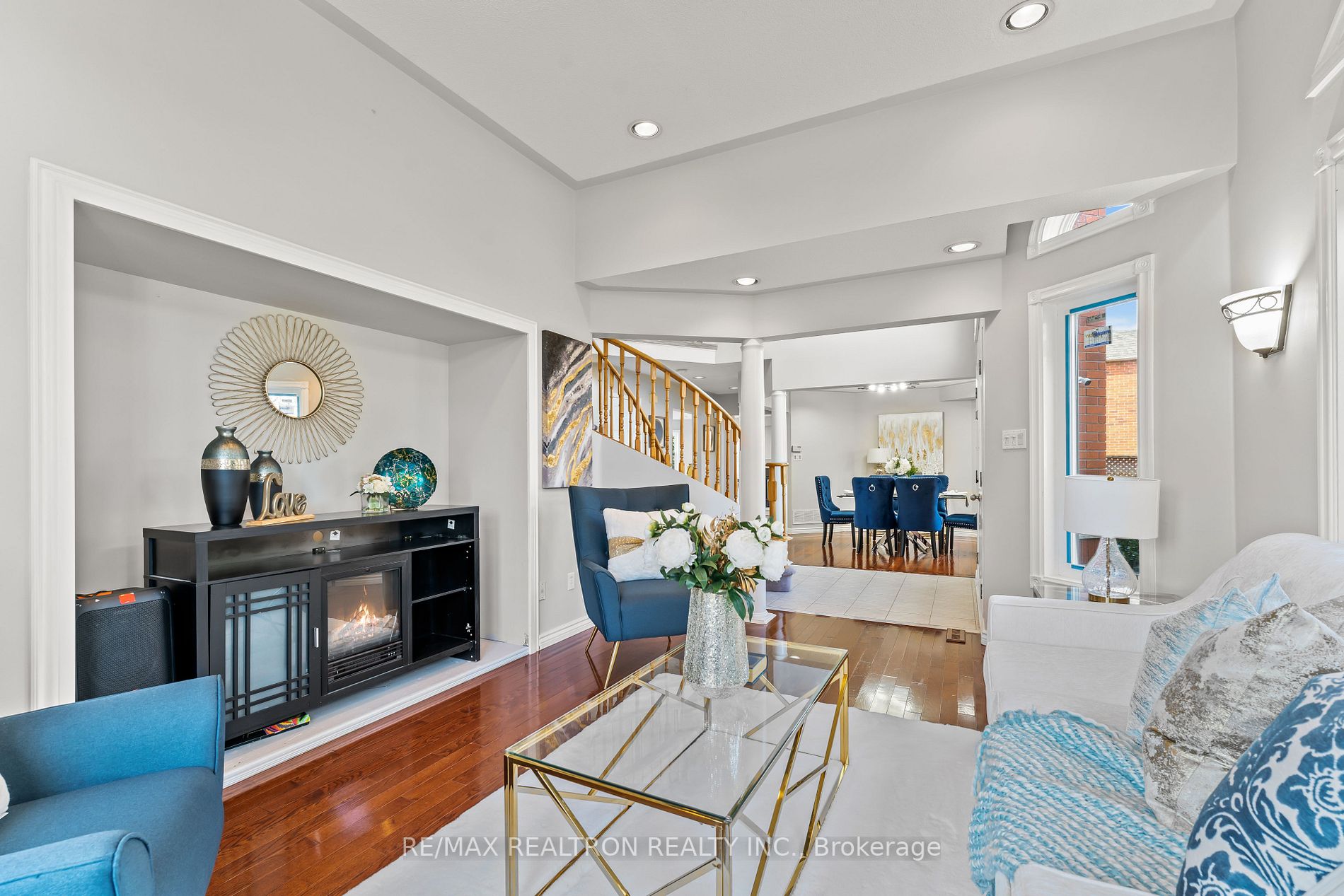 16 Morden Cres
