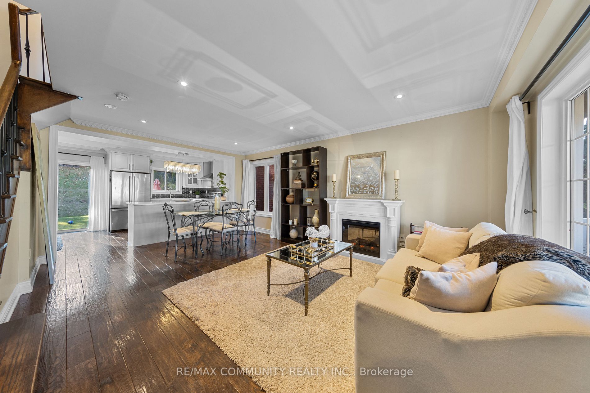 73 Mcsweeney Crescent