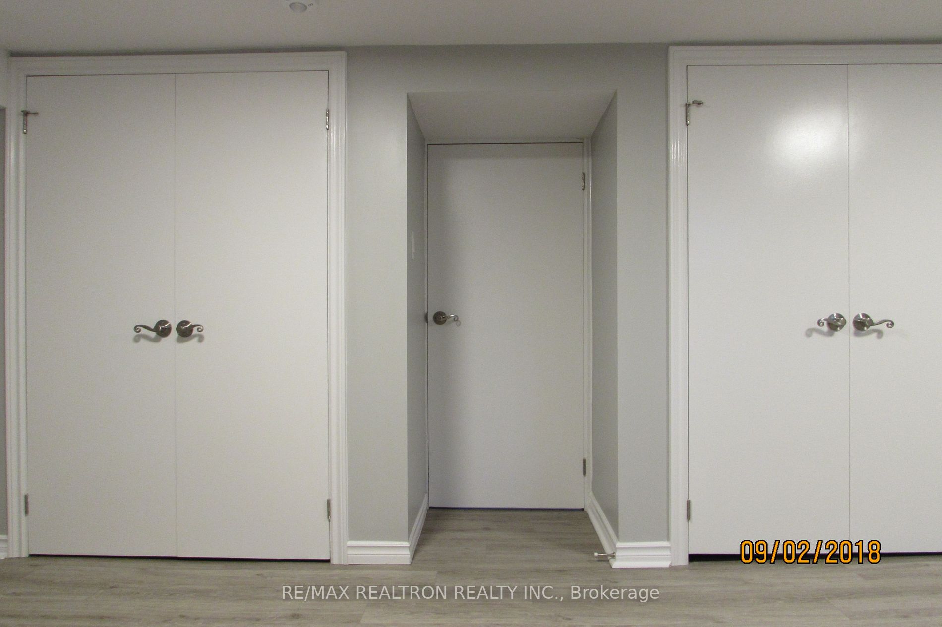 9 Camilla Cres, #Lower