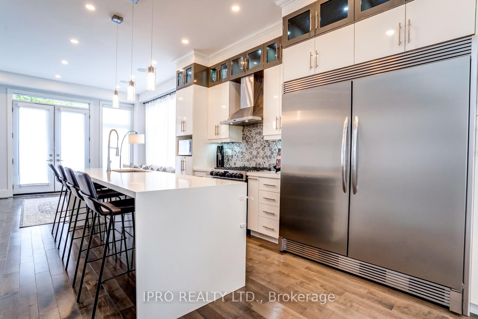 57 Holborne Ave