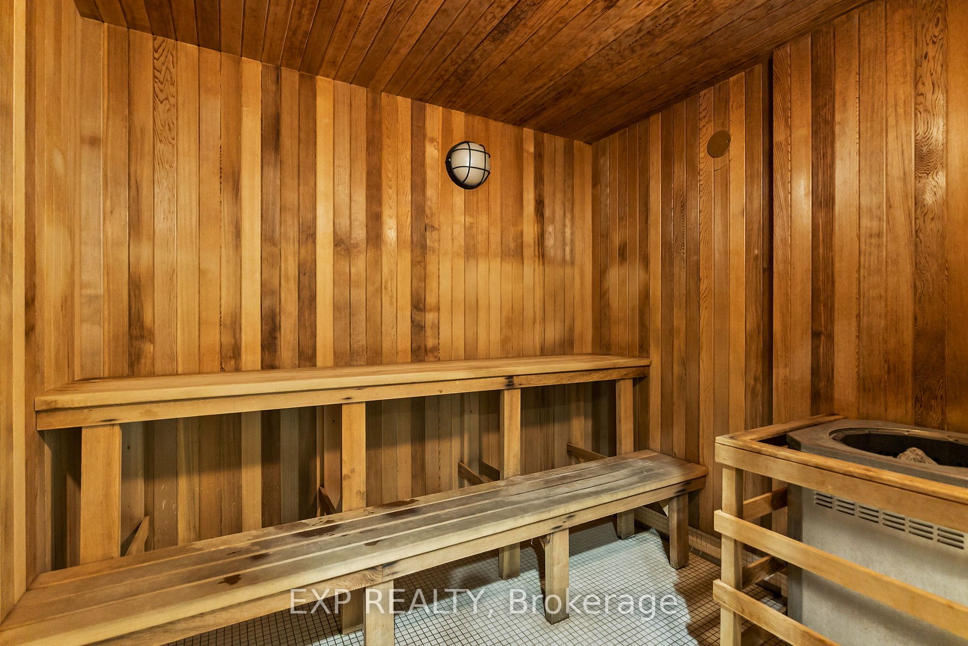 68 Grangeway Ave, #202
